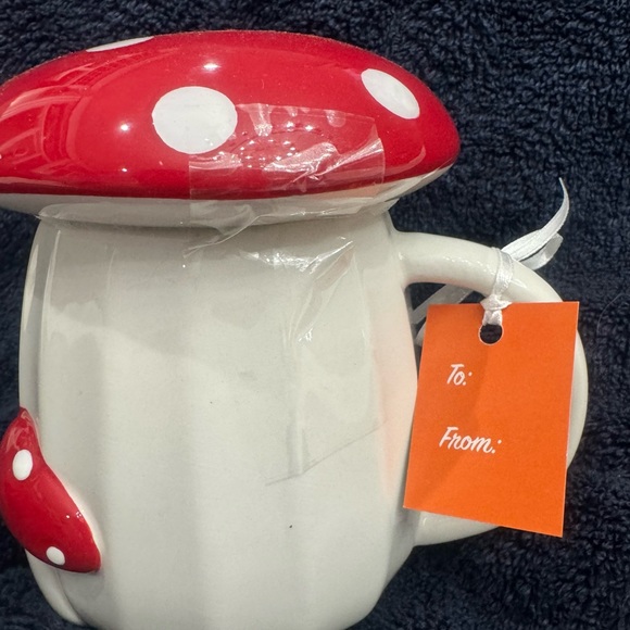 MUSHROOM COFFEE MUG WITH RED CAP MUG TOPPER - Picture 5 of 9